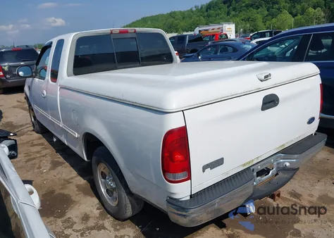 1998 Ford F-150 Lariat/Standard/Xl/Xlt из США, поврежденный, VIN 1FTZX17W5WKB66482